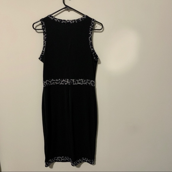 Michael Kors Sleeveless Dress - Picture 4 of 6